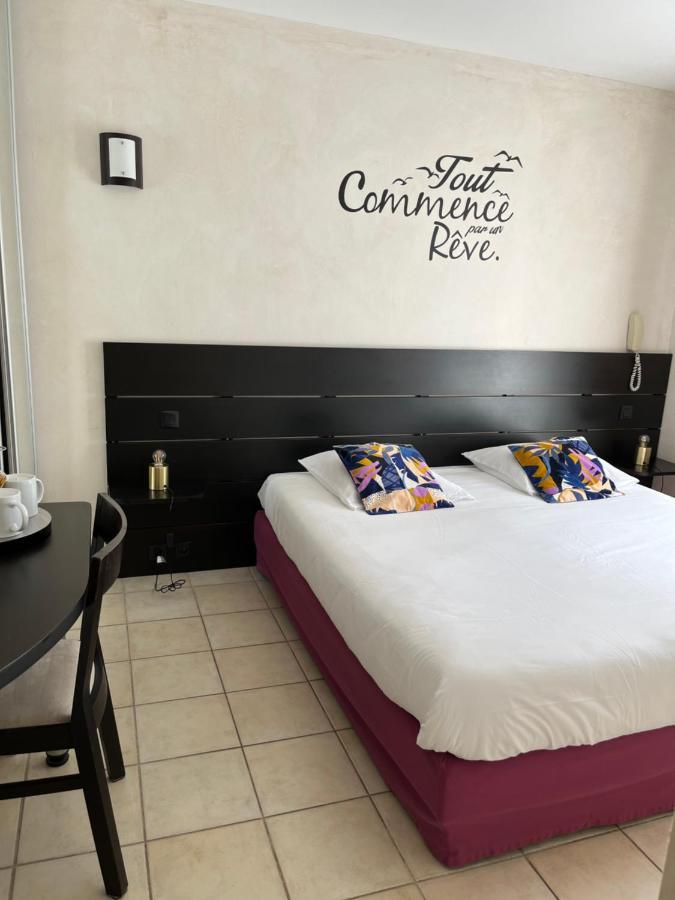 Hotel Le Synaya Sanary-sur-Mer Exterior foto