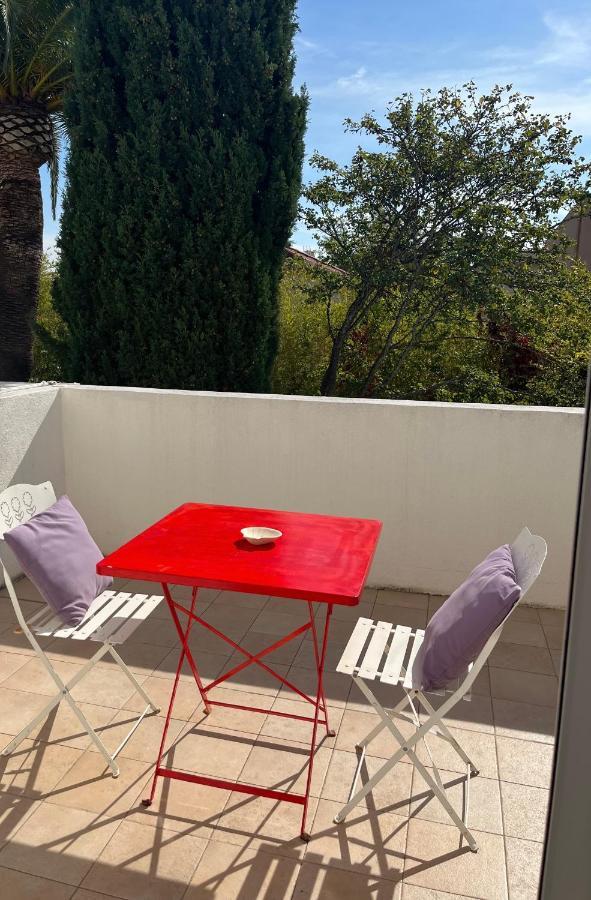 Hotel Le Synaya Sanary-sur-Mer Exterior foto