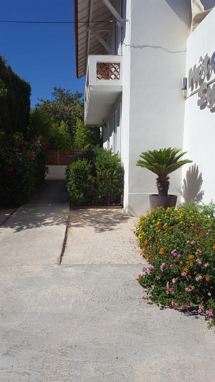 Hotel Le Synaya Sanary-sur-Mer Exterior foto