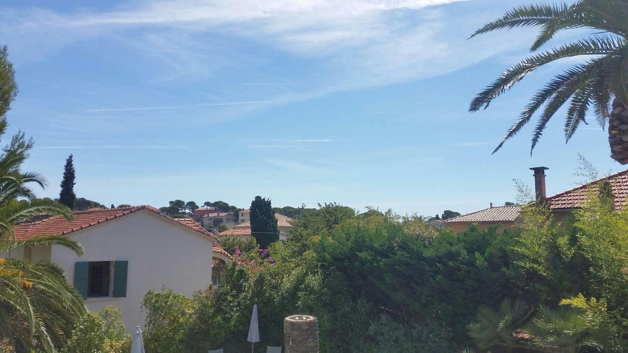 Hotel Le Synaya Sanary-sur-Mer Exterior foto